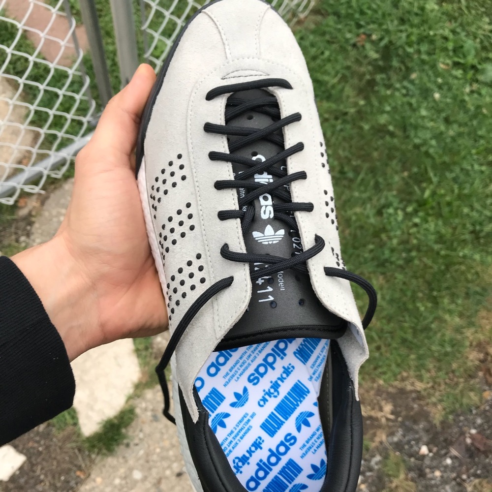 Adidas snickers